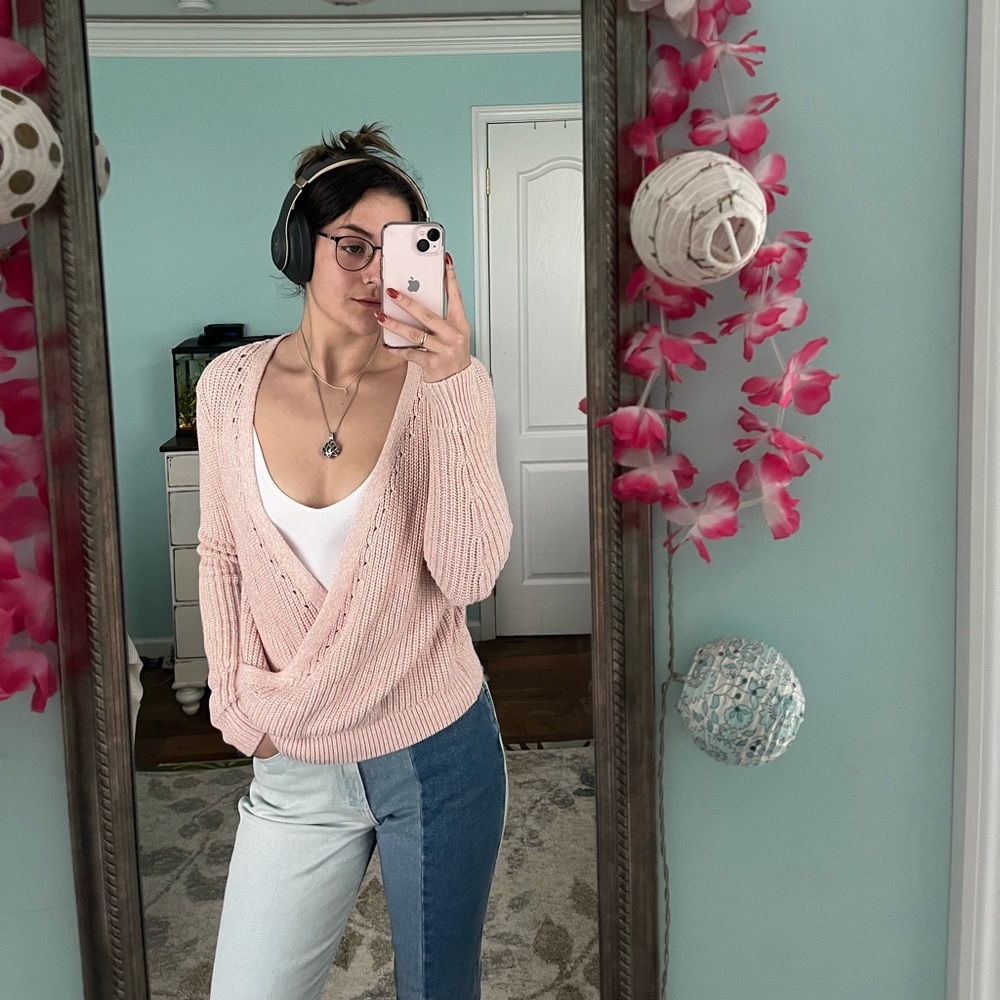 Abercrombie & Fitch sweater